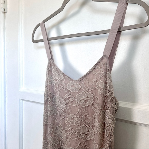 FREE PEOPLE Beige Oatmeal Lace Stretch Mini Dress Excellent Condition, Size L - Picture 5 of 16